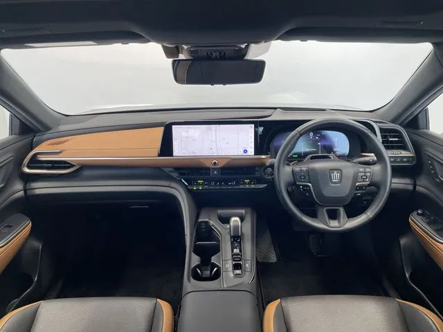 トヨタ　クラウン　クロスオーバー