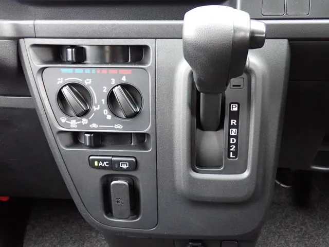 ハイゼットカーゴ（ダイハツ）の車両写真