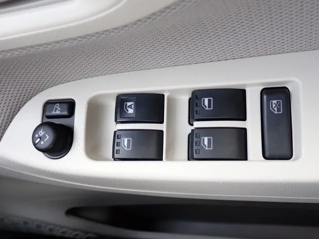 ダイハツ ムーヴ