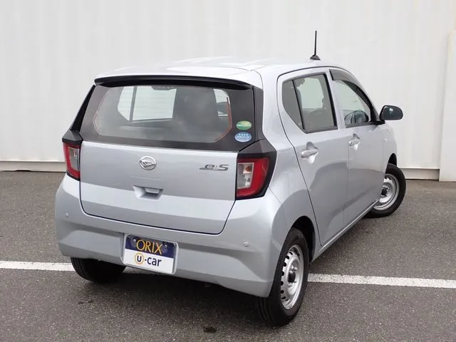 ダイハツ　ミラ　イース