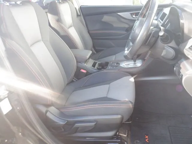 SUBARU XV(スバル)の車両写真