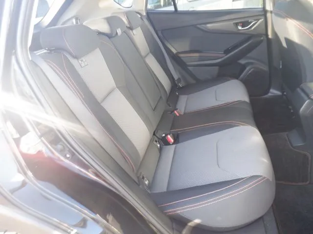 SUBARU XV(スバル)の車両写真