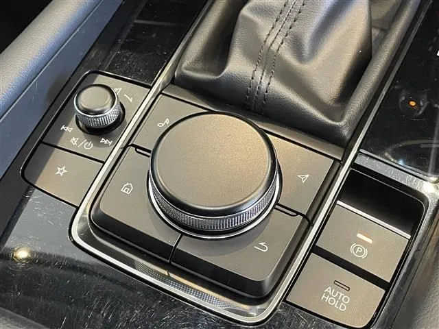 マツダ MAZDA3 セダン