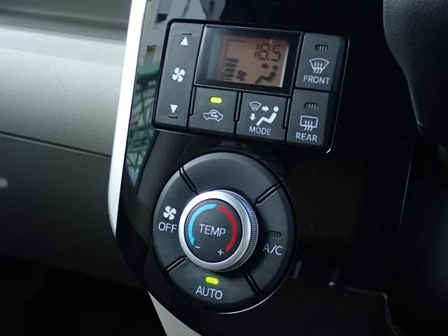 ダイハツ タント