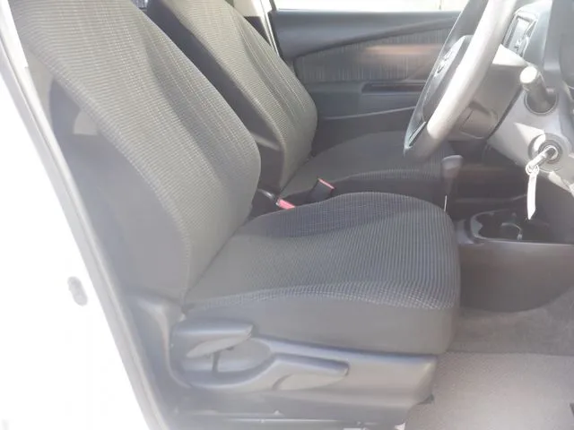 ヴィッツ（トヨタ）の車両写真