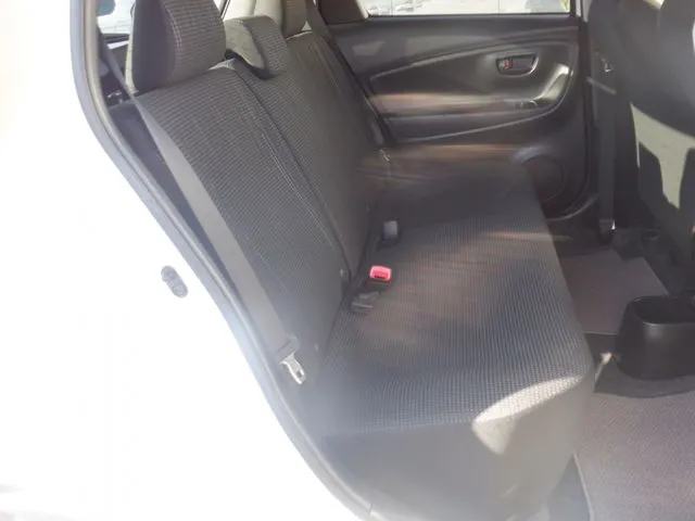 ヴィッツ（トヨタ）の車両写真