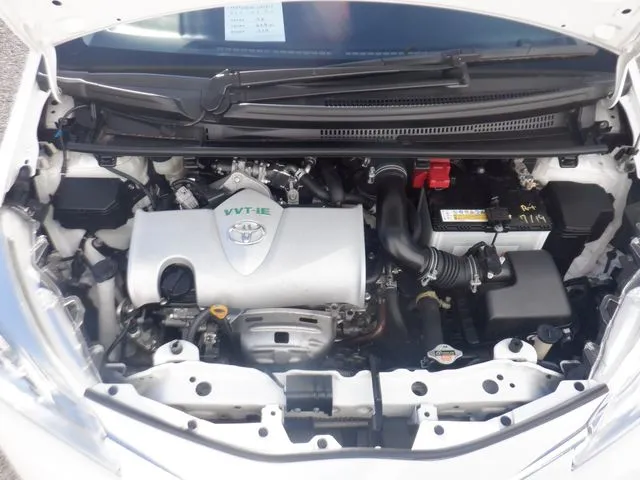 ヴィッツ（トヨタ）の車両写真