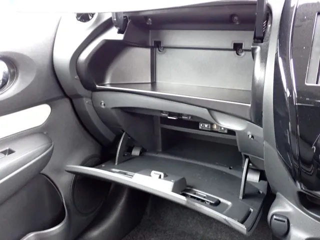 ノート（ニッサン）の車両写真