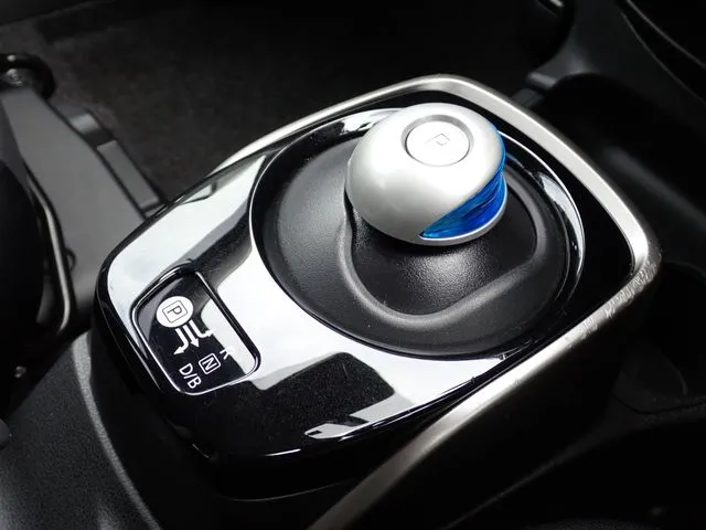 ノート（ニッサン）の車両写真