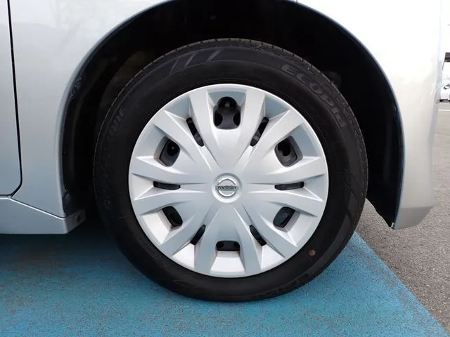 ルークス（ニッサン）の車両写真