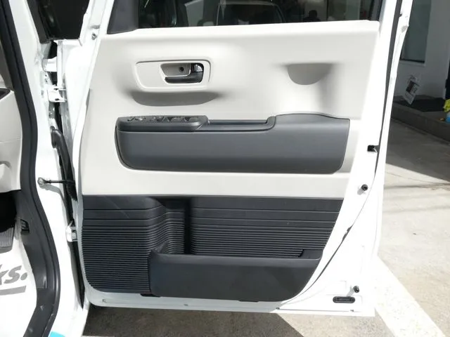 Ｎ　ＢＯＸ（ホンダ）の車両写真