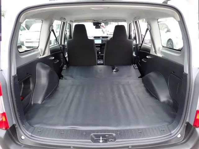 トヨタ　プロボックスバン　２ＷＤ