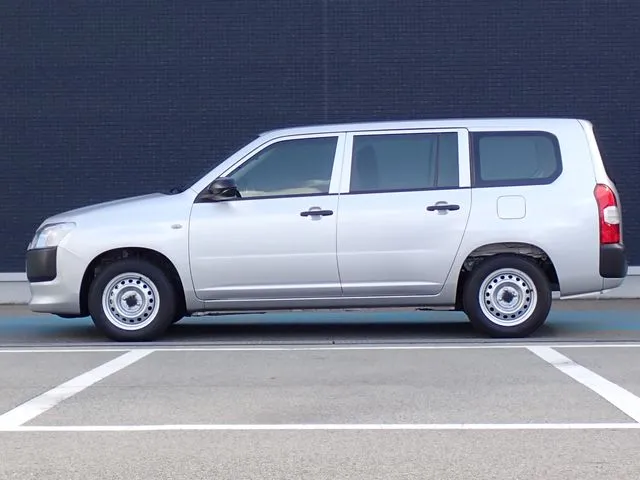 トヨタ　プロボックスバン　２ＷＤ