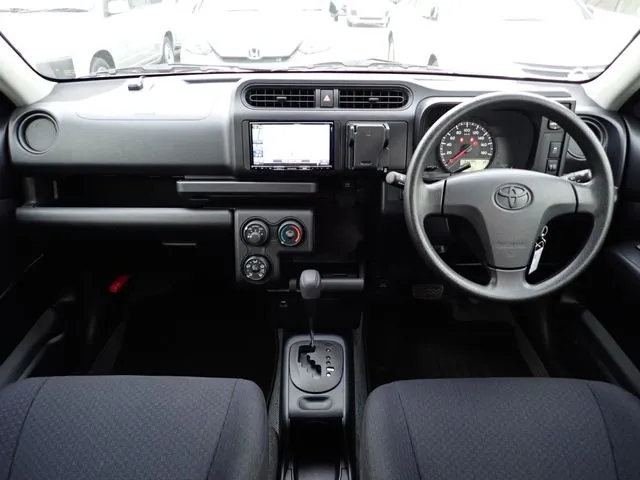 トヨタ　プロボックスバン　２ＷＤ