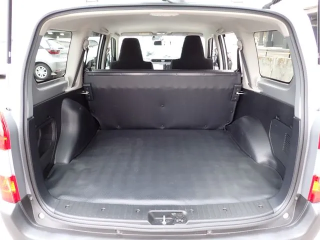 プロボックスバン 4WD(トヨタ)の車両写真