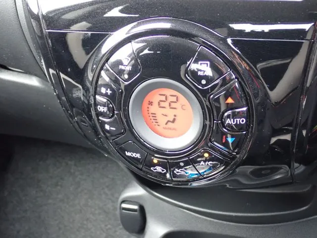 ノート（ニッサン）の車両写真