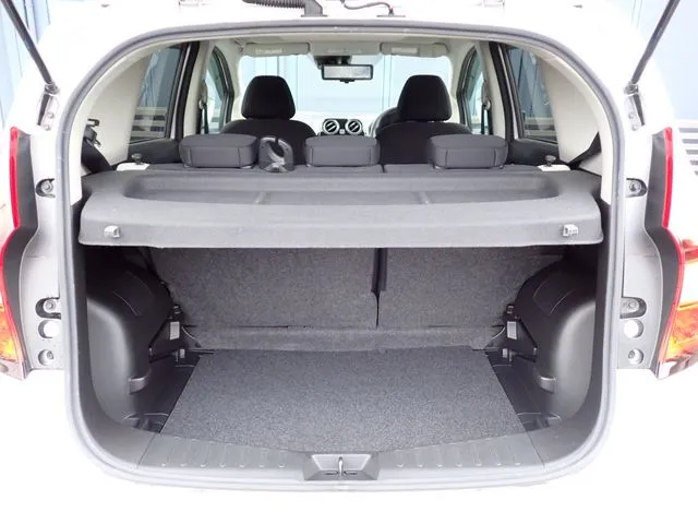 ノート（ニッサン）の車両写真