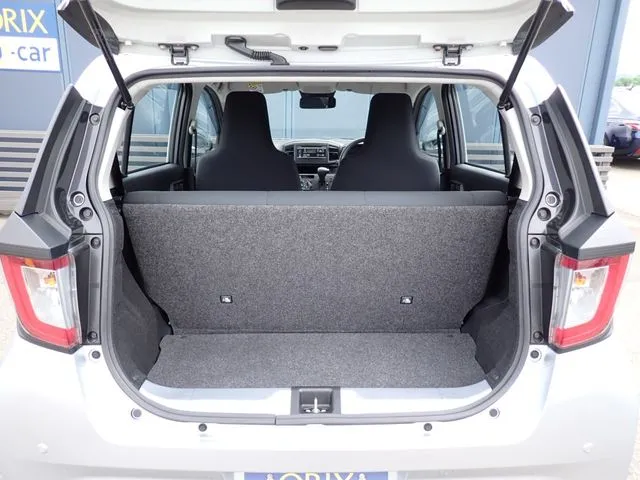 ミラ　イース（ダイハツ）の車両写真