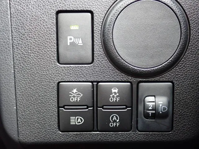 ミラ　イース（ダイハツ）の車両写真