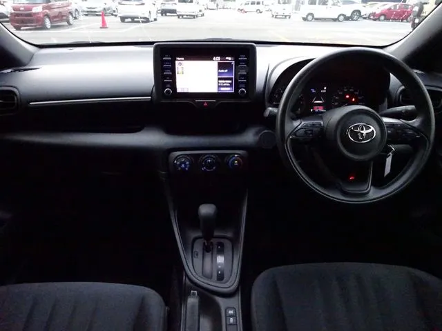 トヨタ　ヤリス