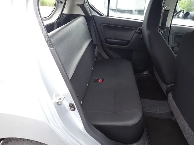 ダイハツ　ミラ　イース