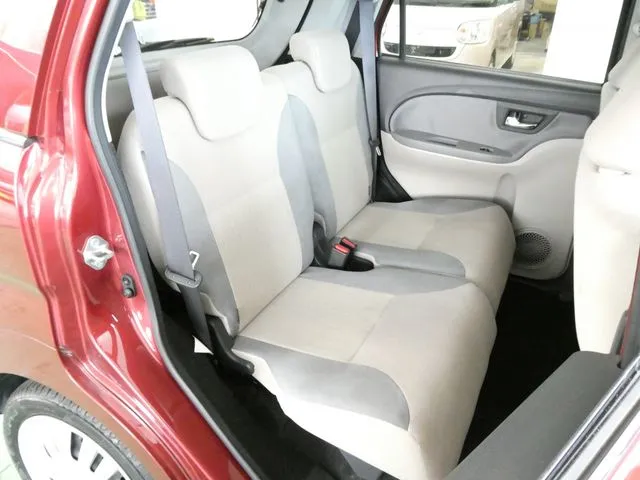 ダイハツ キャスト スタイル