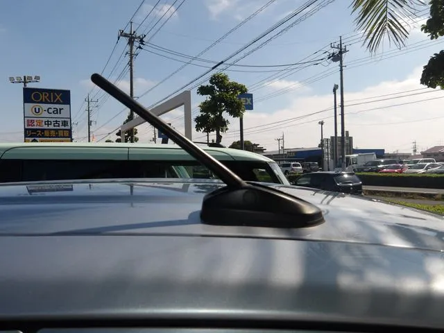 ダイハツ　ミラ　イース　４ＷＤ