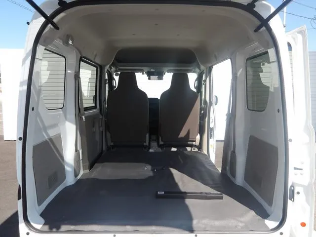 スズキ　エブリイバン