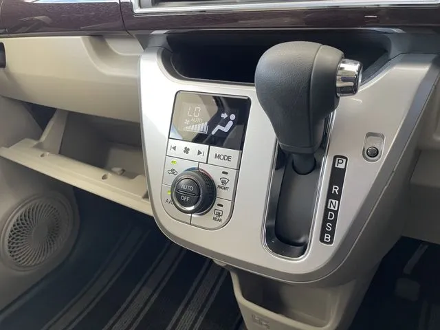 ダイハツ　キャスト　スタイル