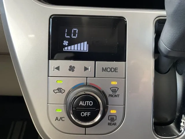 ダイハツ　キャスト　スタイル