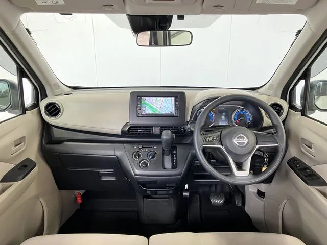 デイズ(ニッサン)の車両写真