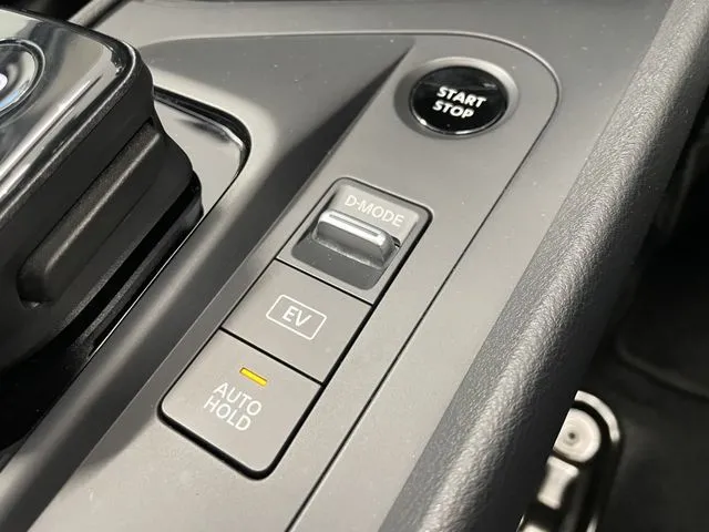 ニッサン　ノート