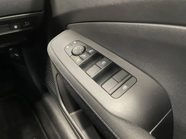 ニッサン　ノート