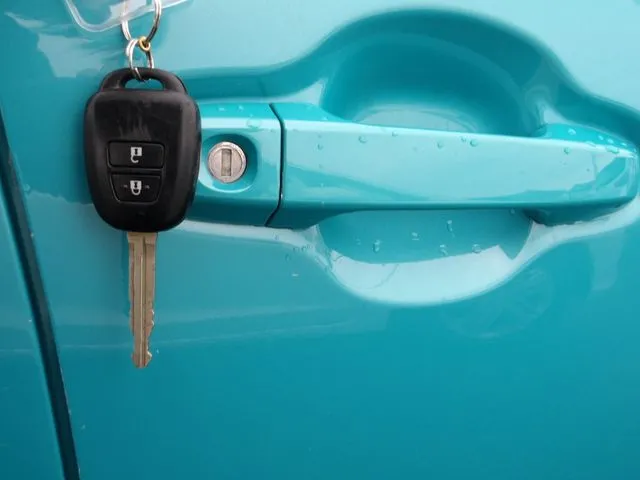 アクア(トヨタ)の車両写真