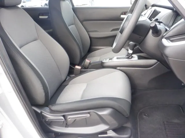 ホンダ　フィット　ｅ：ＨＥＶ