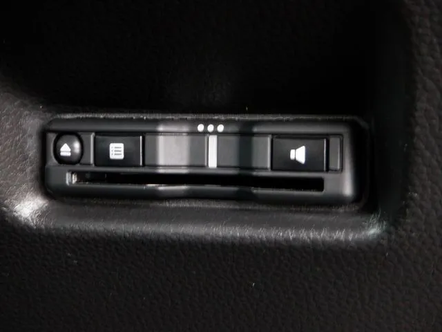 ホンダ　フィット　ｅ：ＨＥＶ