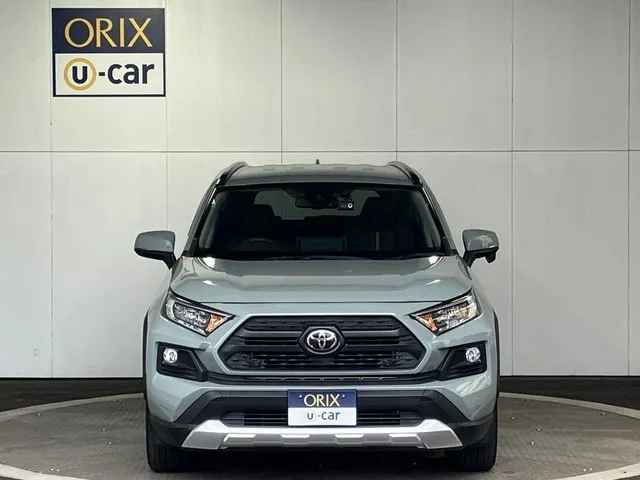 RAV4 4WD(トヨタ)の車両写真