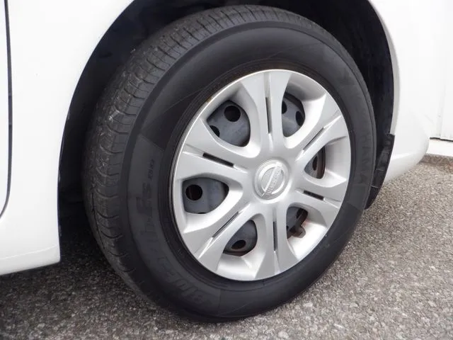 ニッサン　ノート