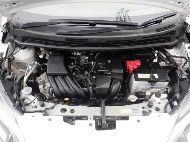 ニッサン　ノート