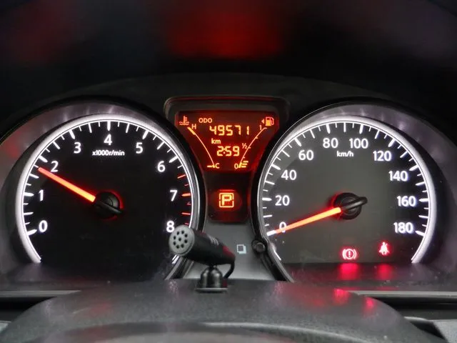 ニッサン　ノート