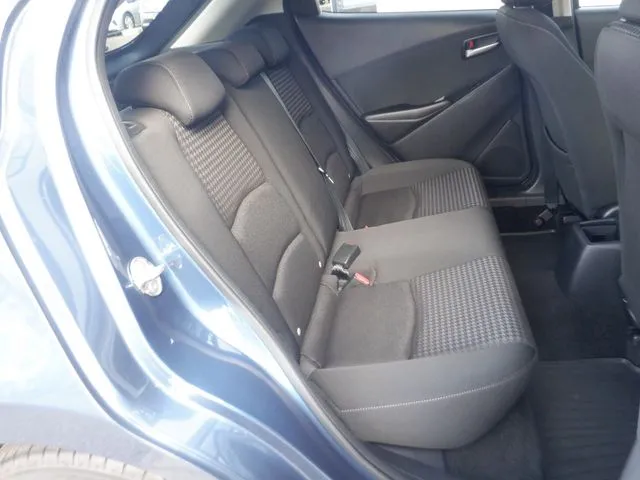 デミオ（マツダ）の車両写真