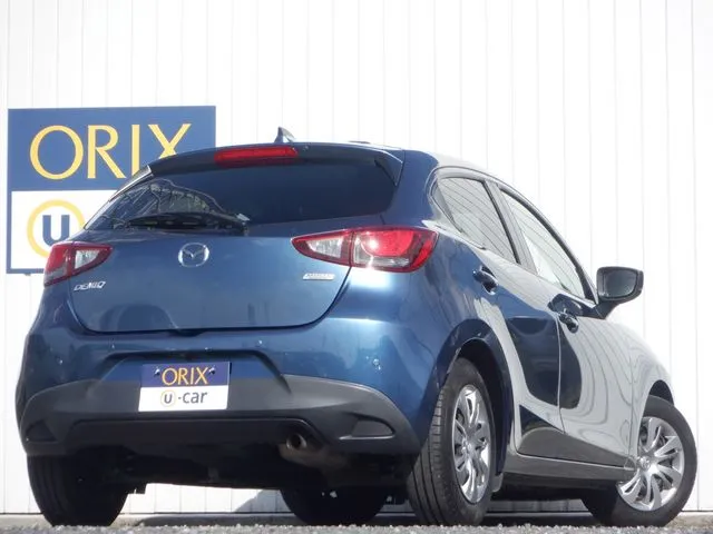 デミオ（マツダ）の車両写真