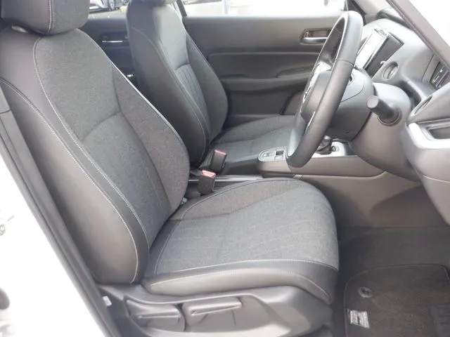 フィット　ｅ：ＨＥＶ（ホンダ）の車両写真