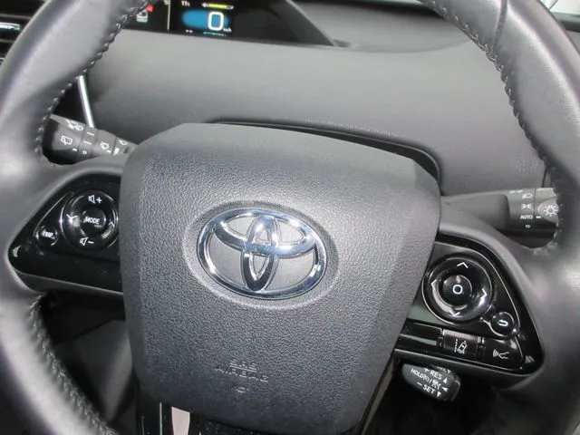 プリウス(トヨタ)の車両写真