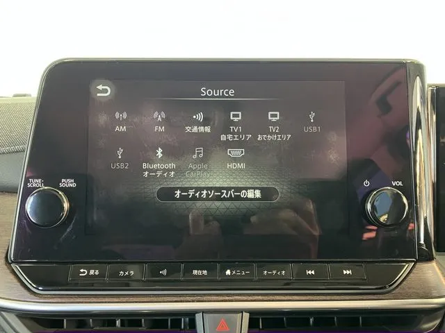 オーラ(ニッサン)の車両写真