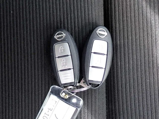 ノート（ニッサン）の車両写真