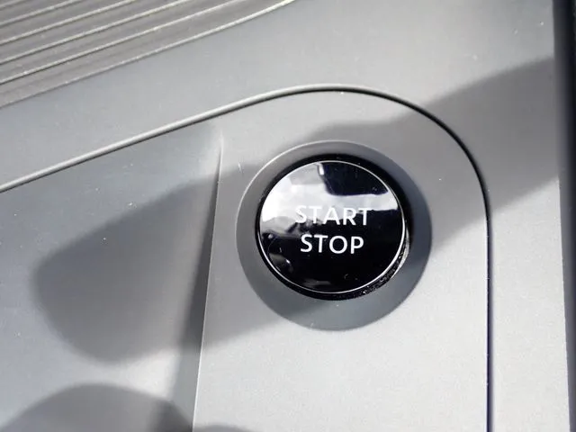 ノート（ニッサン）の車両写真