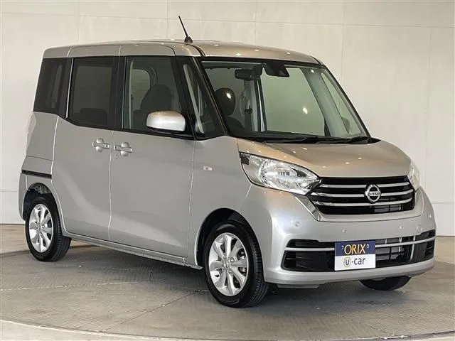 ニッサン　デイズ　ルークス