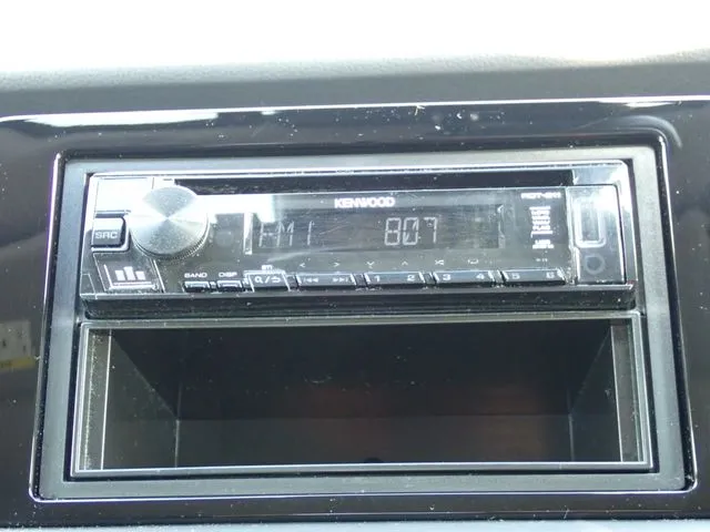 フィット　ｅ：ＨＥＶ（ホンダ）の車両写真