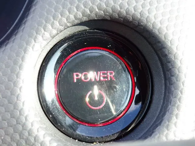 フィット　ｅ：ＨＥＶ（ホンダ）の車両写真